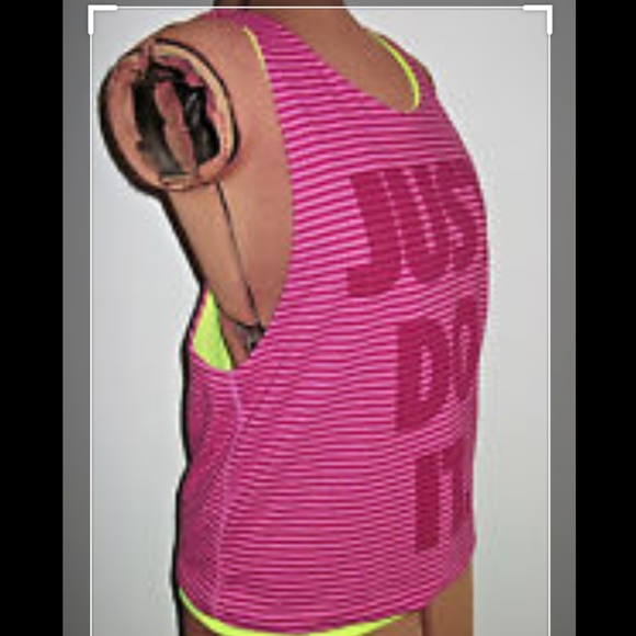 Reversible running top - Picture 2 of 4